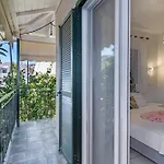 Guest house S6 3*